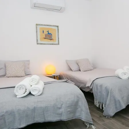 Holiday home Ambi For 6 Near Trogir